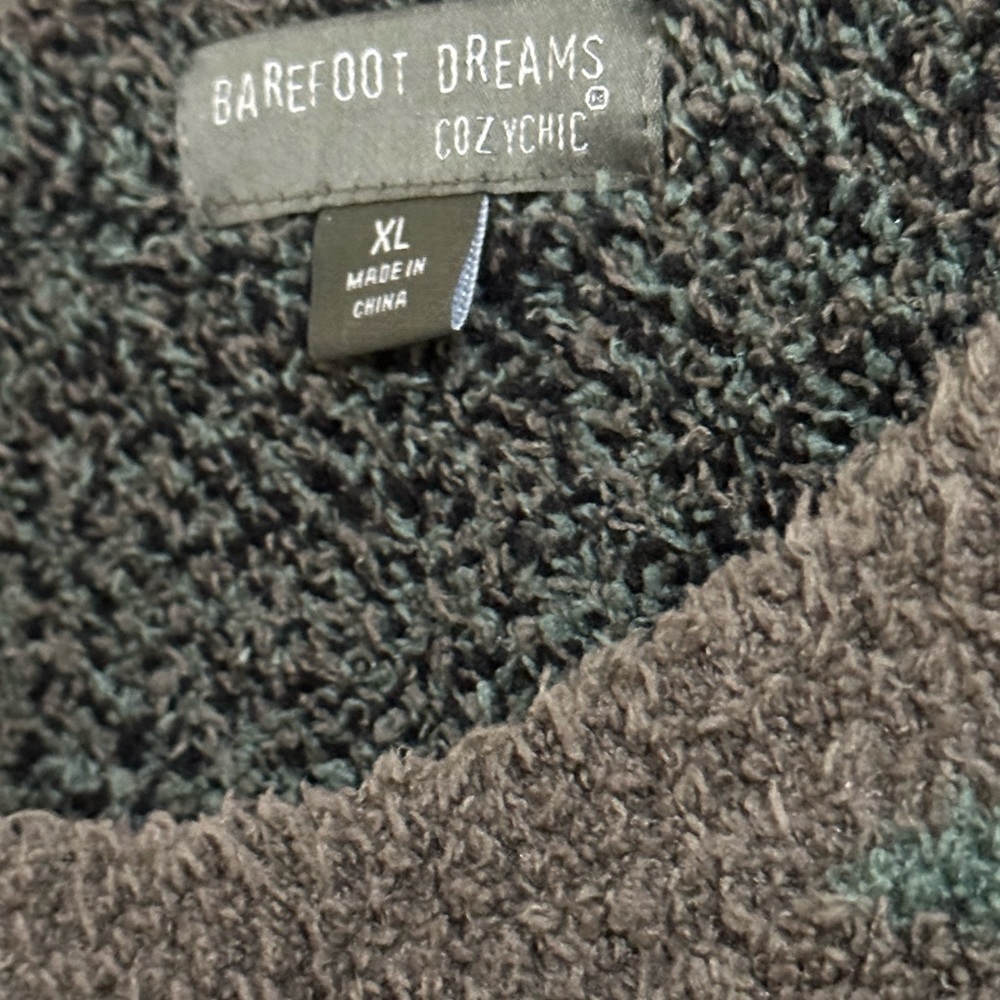 Barefoot Dreams CozyChic Seaside Crew Neck Pull Over Green Camo